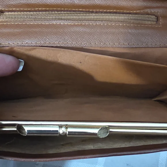 Louis Vuitton Monogram Wallet - Picture 5 of 12